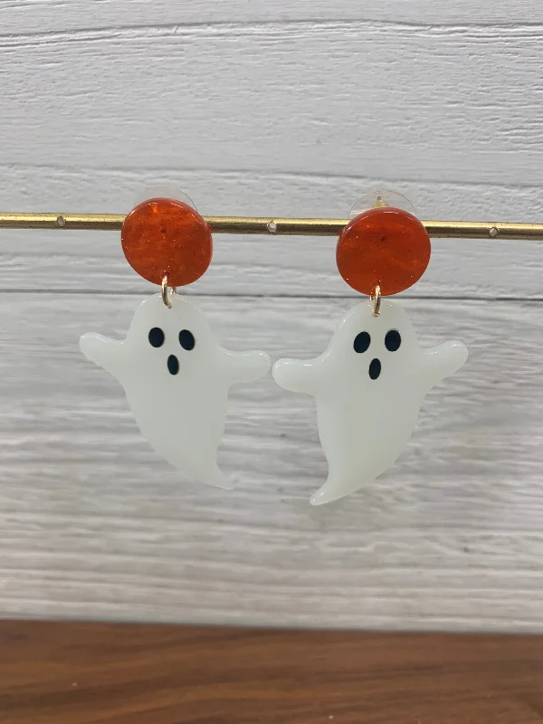 Ghostly Earrings