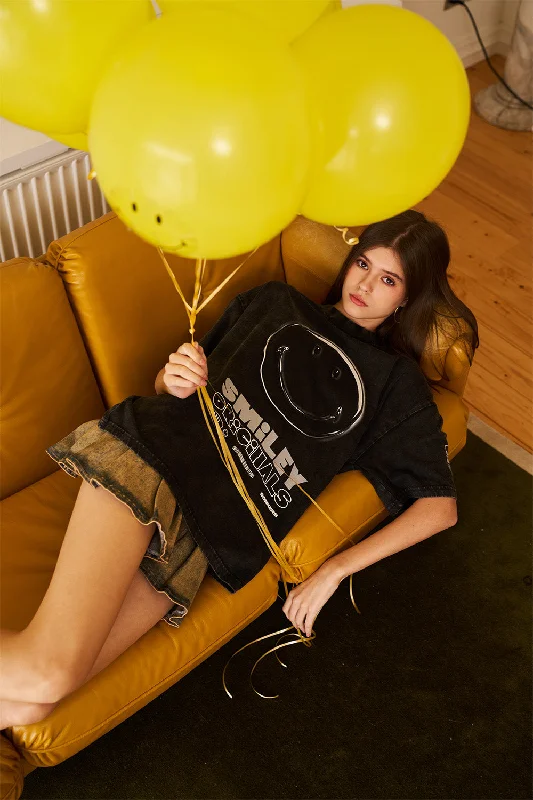 Smiley Black Oversized T-shirt