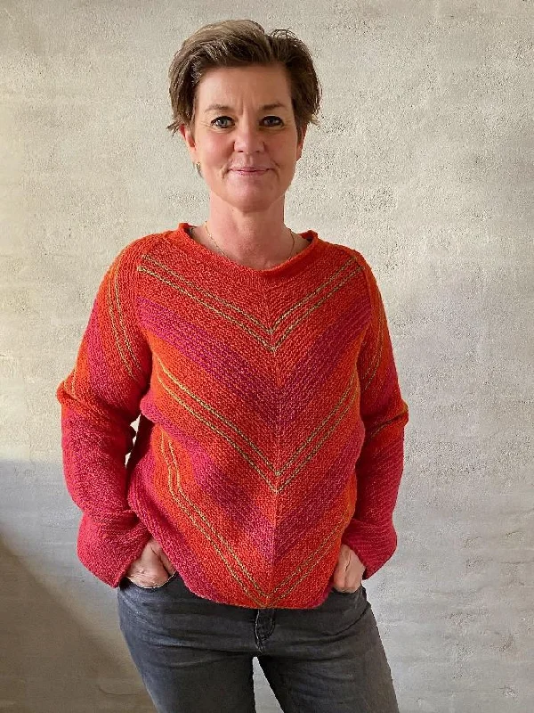 Vivi sweater by Hanne Falkenberg, No 20 knitting kit (3 colors)