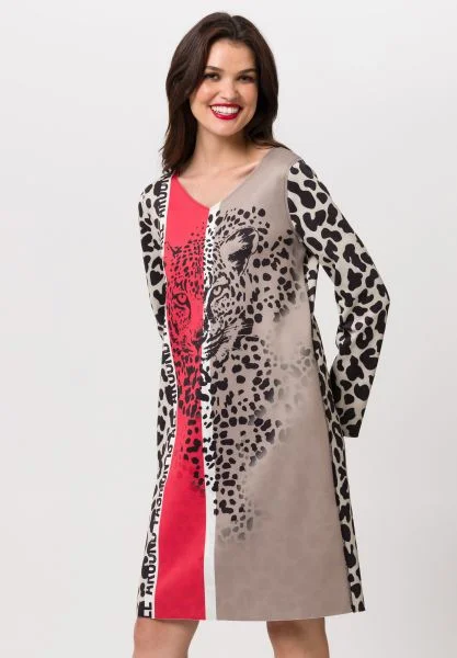 Tuzzi V Neck Animal Print Fearless Attitude